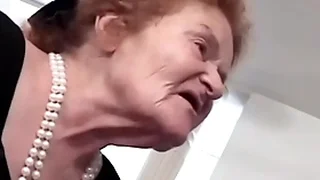 Busty Mature Porn 12